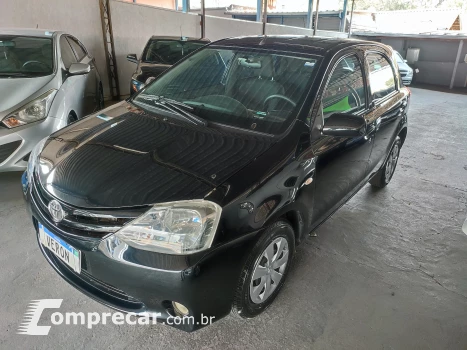 Toyota ETIOS 1.3 XS 16V 4 portas