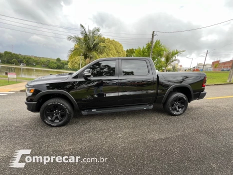 1500 5.7 V8 GASOLINA REBEL CD 4X4 AUTOMÁTICO