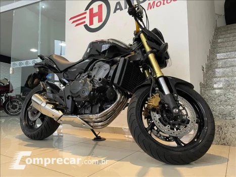 CB 600F HORNET