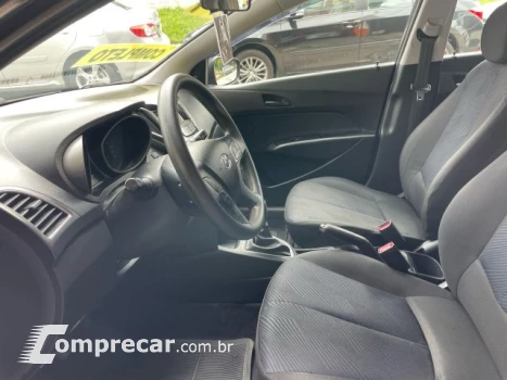HB20S - 1.6 COMFORT PLUS 16V 4P MANUAL
