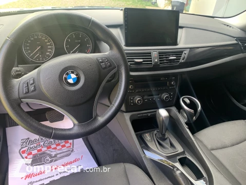 BMW X1 2.0 16V Sdrive18i 4 portas