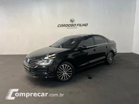 Volkswagen JETTA HIGHLINE TSI 2.0 211CV 4 portas