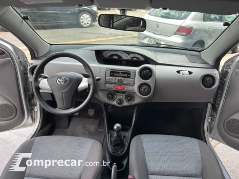 ETIOS XS Sedan1.5 Flex 16V 4p Mec.