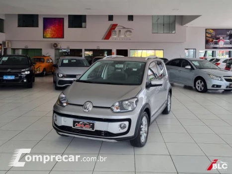 Volkswagen CROSS UP - 1.0 TSI 12V 4P MANUAL 4 portas