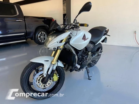 HONDA CB600F HORNET