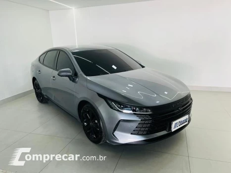 BYD KING GL DM 4 portas