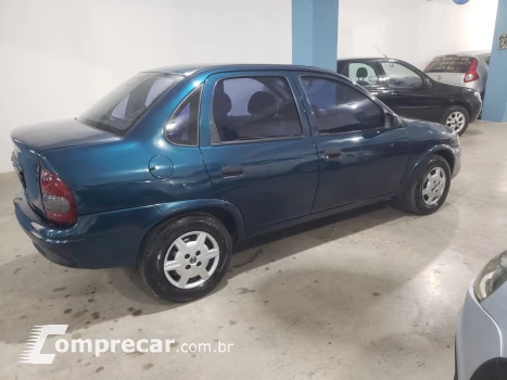 Corsa 1.0 8V