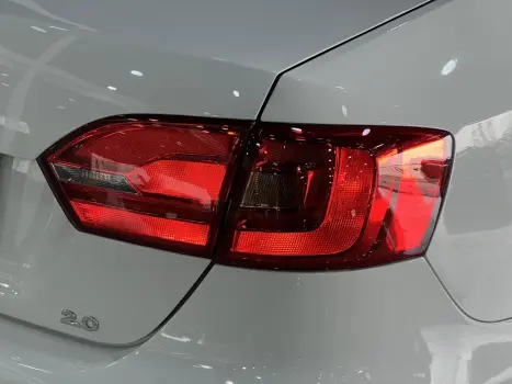 JETTA 2.0 COMFORTLINE 120CV FLEX 4P TIPTRONIC