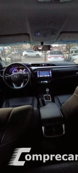 Toyota HILUX 2.8 SRV 4X4 CD 16V 4 portas