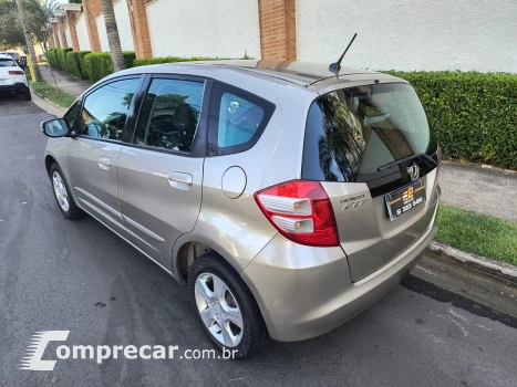 FIT 1.4 LX 16V
