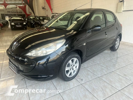 PEUGEOT 207 1.4 XR 8V 4 portas