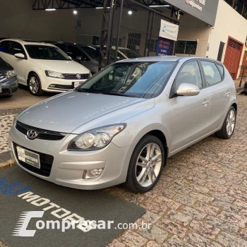 Hyundai i30 2.0 16V 145cv 5p Aut. 5 portas