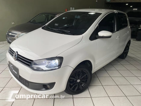 Volkswagen FOX 1.6 MI Trendline 8V 4 portas