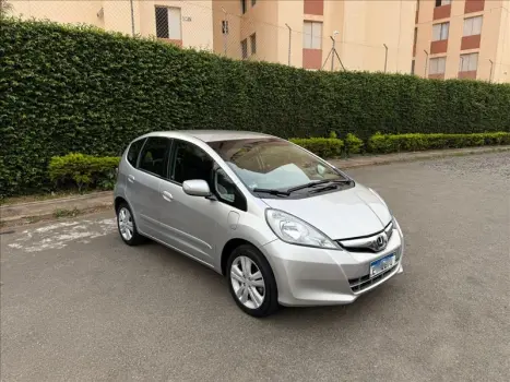 Honda FIT 1.5 EX 16V 4 portas