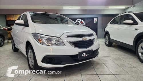 CHEVROLET ONIX HATCH LT 1.0 8V FlexPower 5p Mec. 4 portas