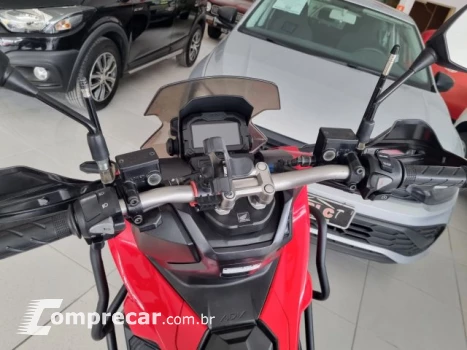 ADV 150 - SCOOTER