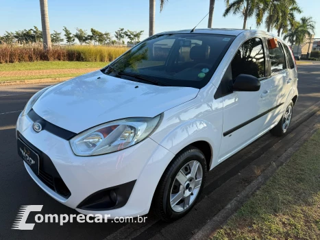 FORD FIESTA 1.6 SE Hatch 16V 4 portas