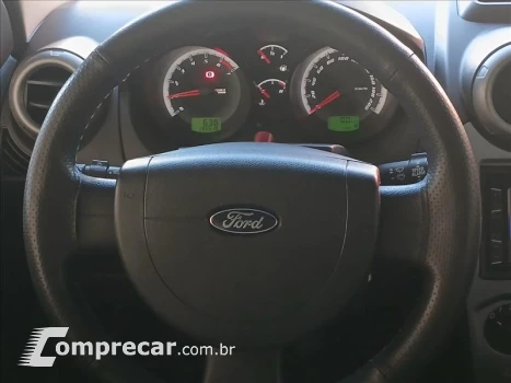 FIESTA 1.6 MPI Class Sedan 8V