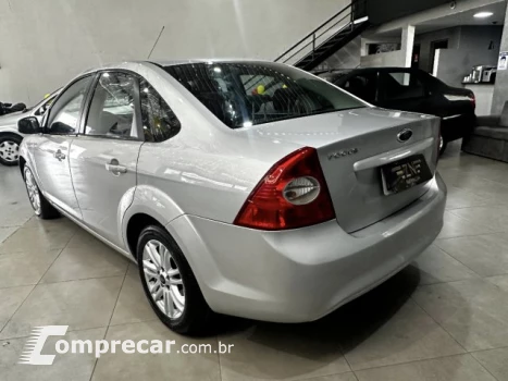 FOCUS SEDAN - 2.0 SE PLUS SEDAN 16V 4P AUTOMÁTICO