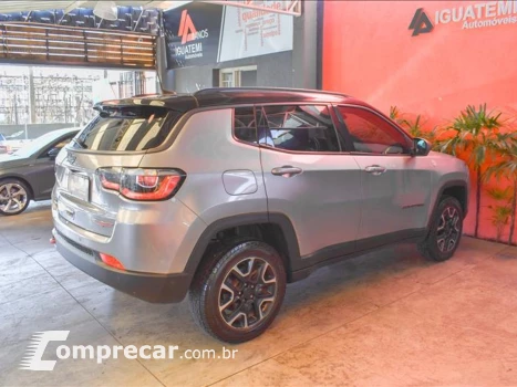 COMPASS 2.0 16V DIESEL TRAILHAWK 4X4 AUTOMÁTICO