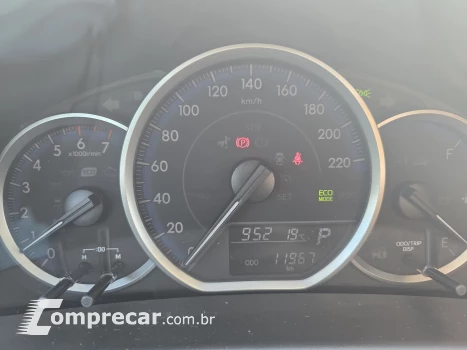 YARIS 1.5 16V XL