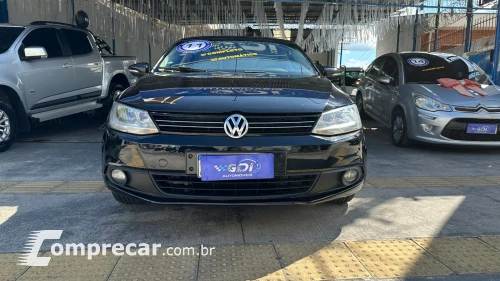 Volkswagen JETTA 2.0 Comfortline 4 portas