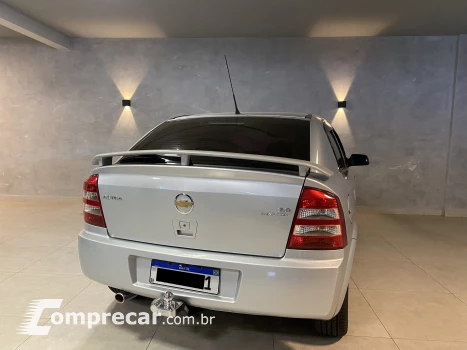 ASTRA 2.0 MPFI Advantage 8V