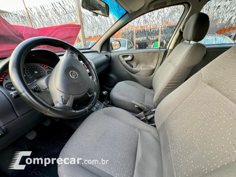 Corsa Sedan 1.8 4P PREMIUM FLEX