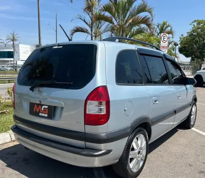 ZAFIRA 2.0 MPFI Elegance 8V