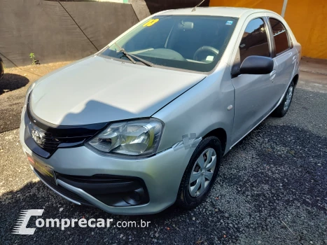 Toyota ETIOS 1.5 XS Sedan 16V 4 portas