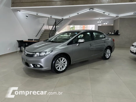 Honda Civic Sedan LXR 2.0 Flexone 16V Aut. 4p 4 portas