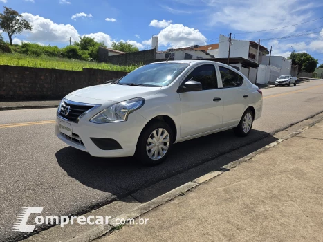 NISSAN VERSA 1.6 16V V-drive 4 portas