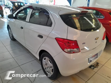 CHEVROLET Onix Joy 4 portas