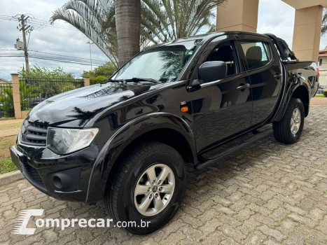 Mitsubishi L200 TRITON 2.4 HLS 4X2 CD 16V 4 portas