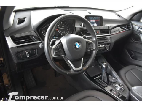 BMW X1 - 2.0 16V TURBO ACTIVE SDRIVE20I X-LINE 4P AUTOMÁTICO 4 portas