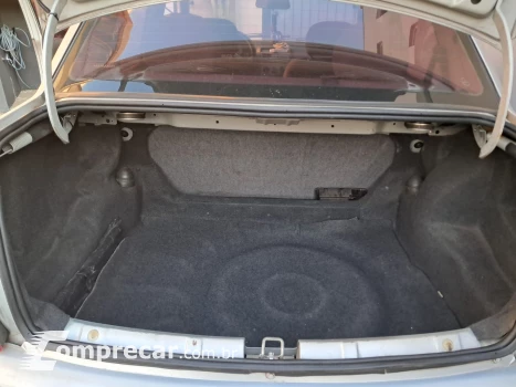 CORSA 1.0 MPFI Super Sedan 8V