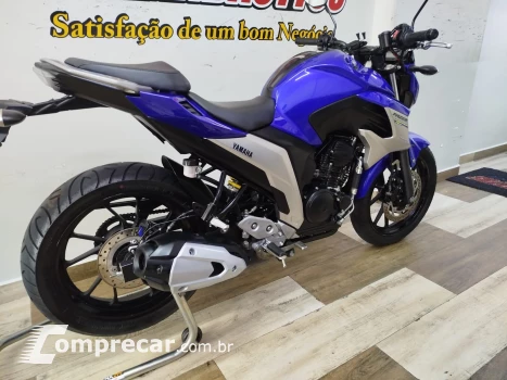 FZ 25 FAZER