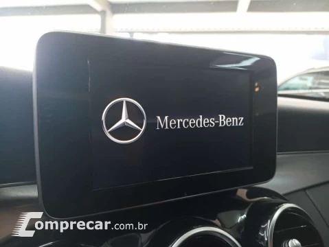 Mercedes-Benz C 180 1.8 CGI Classic 16V 4 portas
