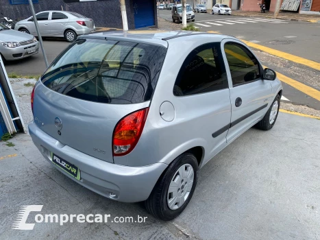 CELTA 1.0 MPFI Life 8V