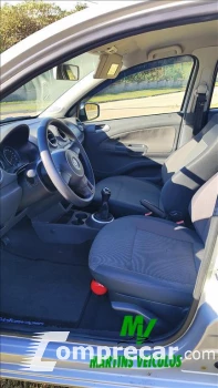 VOYAGE 1.0 MI 8V