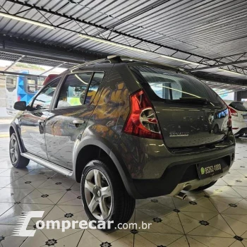 SANDERO STEPWAY