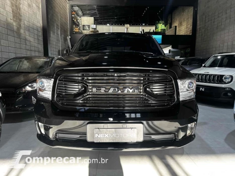 CLASSIC 5.7 V8 GASOLINA LARAMIE NIGHT EDITION CD 4X4 AUTOMÁT