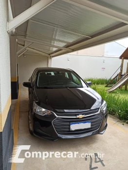 CHEVROLET ONIX 1.0 Plus LT 4 portas