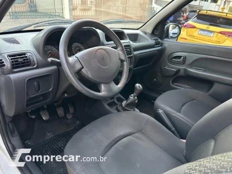 Renault CLIO HATCH - 1.0 AUTHENTIQUE 16V 2P MANUAL 2 portas