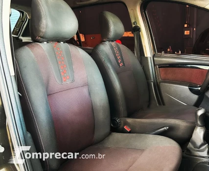 SANDERO 1.6 16V SCE Stepway